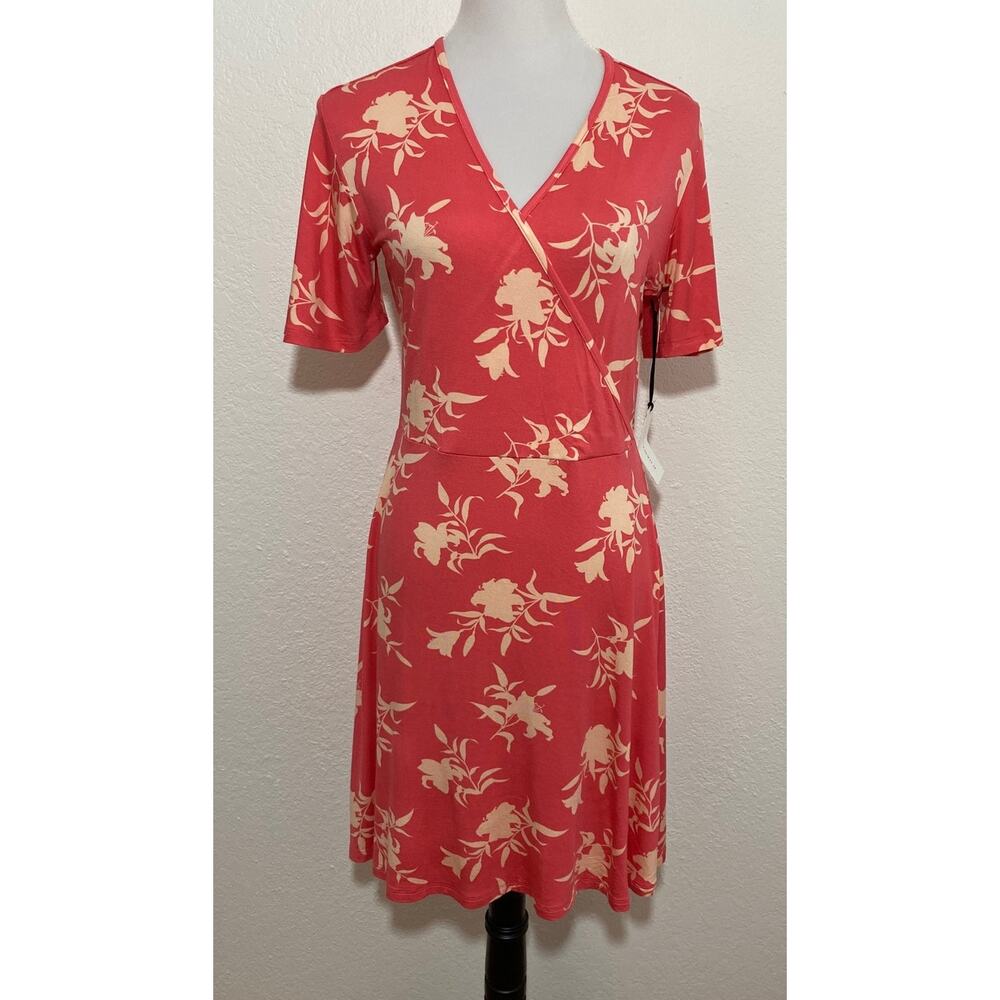 NWT 41 Hawthorn Coral Floral Faux Wrap Jersey Knit Dress Size M Flutter Sleeve